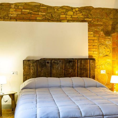 Appartamento Sunmoon Chianni Esterno foto